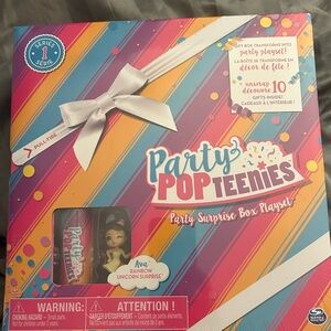 Party Surprise Box Playset - Rainbow Unicorn